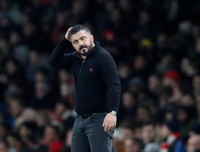 力和限制手 力和限制手